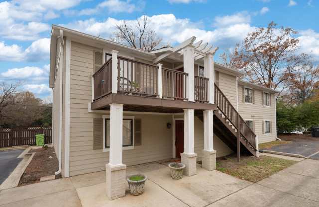 2 Bed/2 Bath Apartment Located in Highly Desirable Cameron Village. - 2208 Stafford Avenue, Raleigh, NC 27607