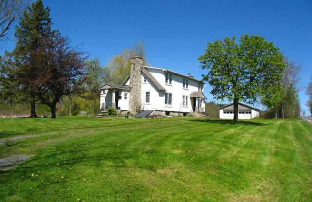 475 Snydertown Road - 475 Snydertown Road, Columbia County, NY 12521