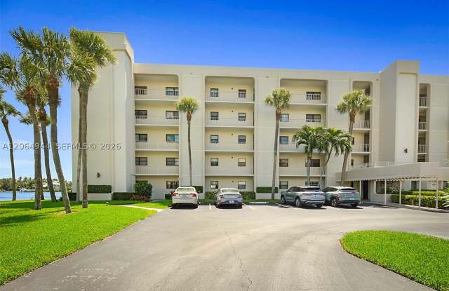 100 Intracoastal Pl Gallery 2