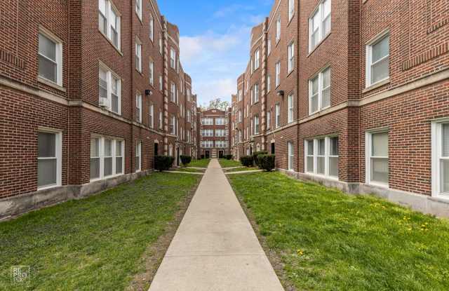 7948 S Hermitage Avw Gallery 1