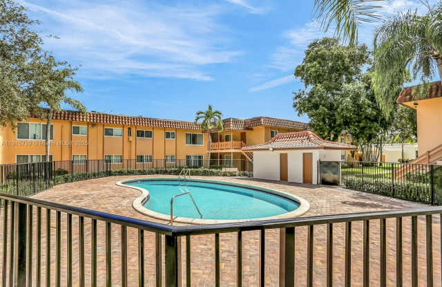 2719 NW 39th Ter photos photos