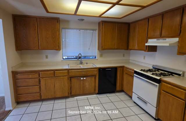 3 bedroon 2 bath home Gallery 3
