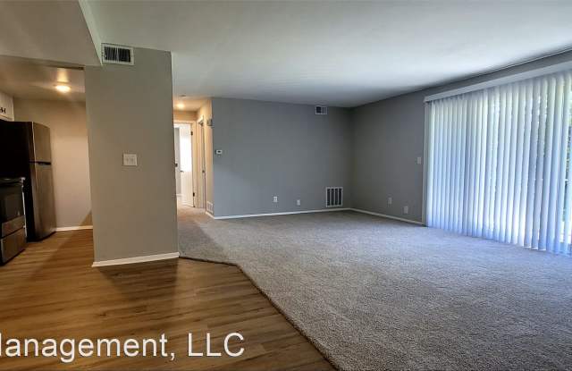 4420 Flowerdale Ave photos photos