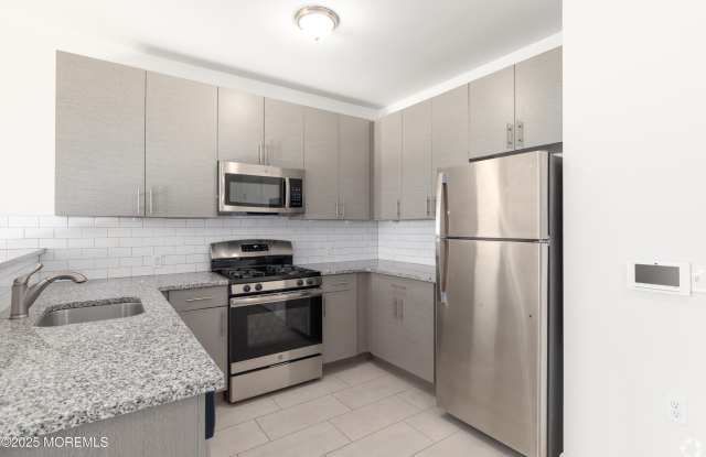 509 Memorial Drive unit: 407 photos photos