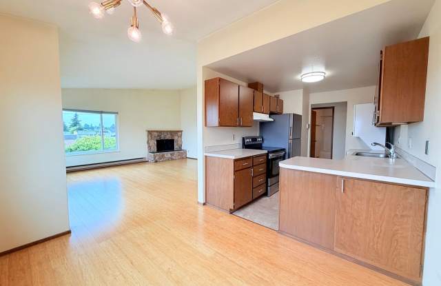 Bright Penthouse Corner Unit - Panoramic Views in Ballard! photos photos