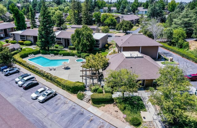 Rollingwood Condominiums photos photos