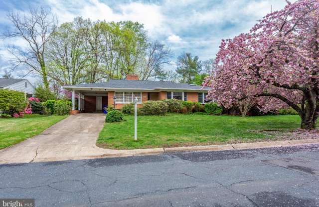 5825 MIDHILL STREET - 5825 Midhill Street, Bethesda, MD 20817