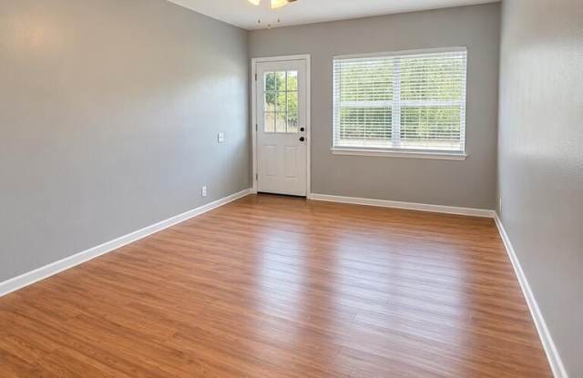 100-A Hilltop Dr Gallery 4