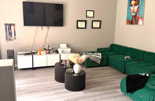 Spacious Townhome, Close to Fort Riley! photos photos Spacious Townhome, Close to Fort Riley! photos photos