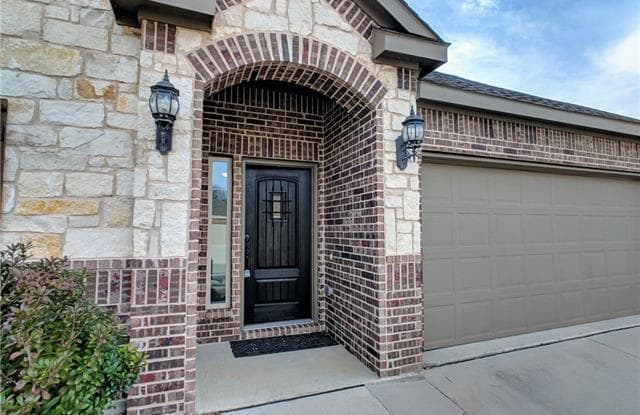 2000 Megan Creek Drive - 2000 Megan Creek Dr, Little Elm, TX 75068