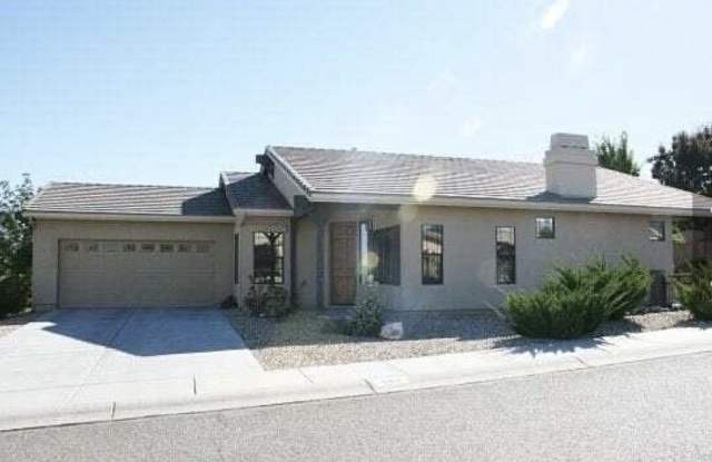 903 Louie St photos photos