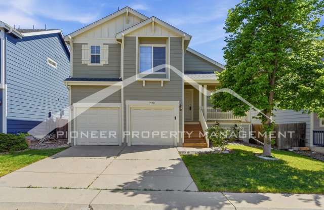 Spacious Home with Central AC and Washer/Dryer photos photos