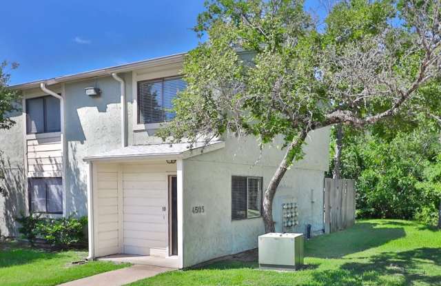 4505 Carter Creek Parkway - 4505 Carter Creek Parkway, Bryan, TX 77802