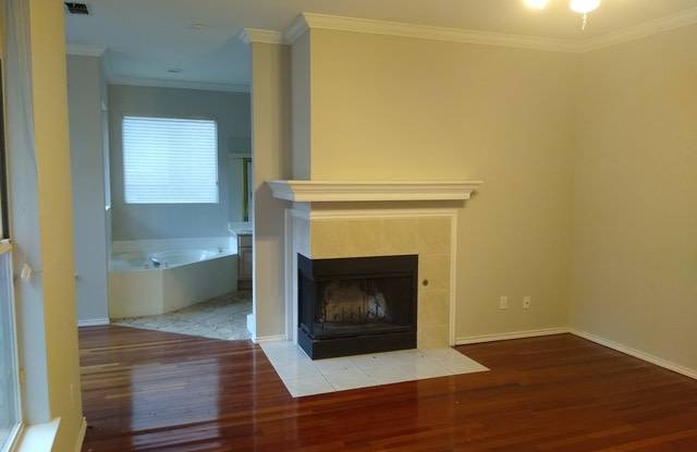4127 LUCKENBACH RD Gallery 4