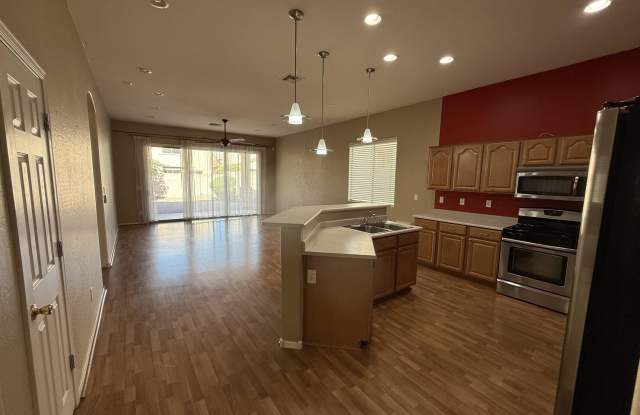4326 W ARACELY Drive Gallery 2