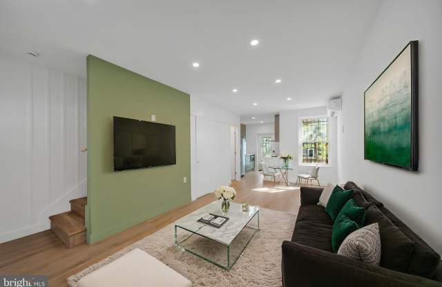 1845 CORCORAN Street NE Gallery 3
