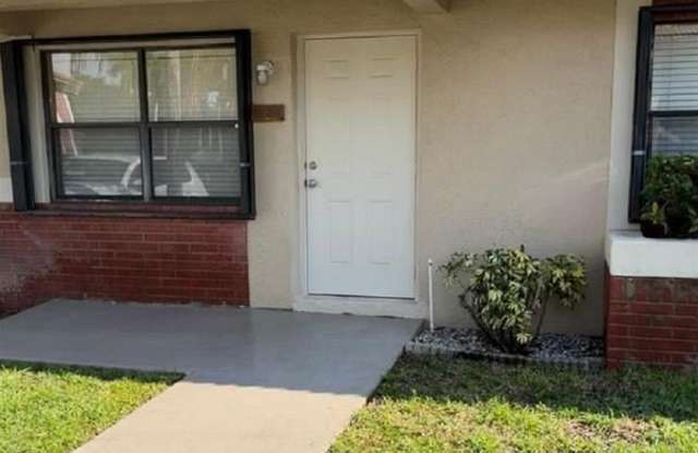 9609 NW 4TH ST photos photos