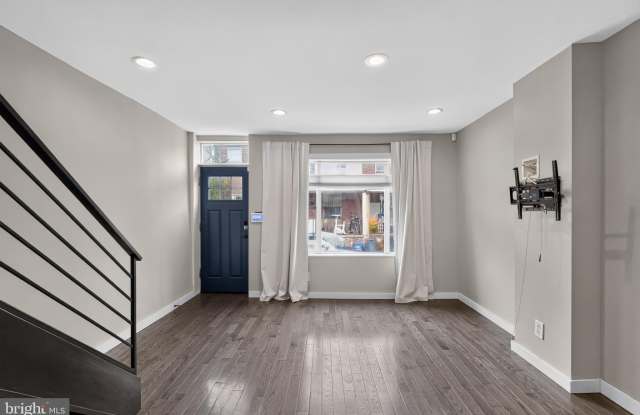 1911 S LAMBERT Street Gallery 3