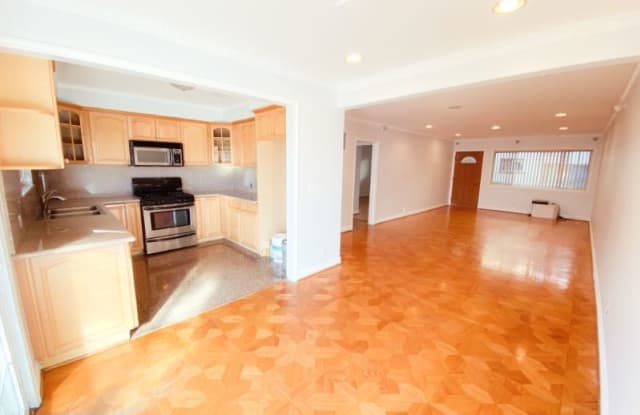 1046 N Normandie Ave - 1046 Normandie Avenue, Los Angeles, CA 90029
