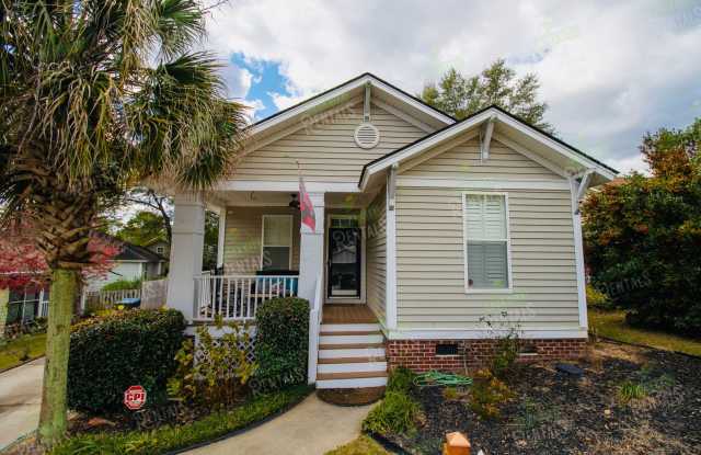 Pre-Lease for March 14 -3 Bedroom, 2 Bath Bungalow in the Laurel Hill Neighborhood Gallery 1