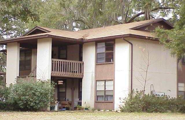 462 CRABAPPLE Court unit: D (Upstairs) photos photos