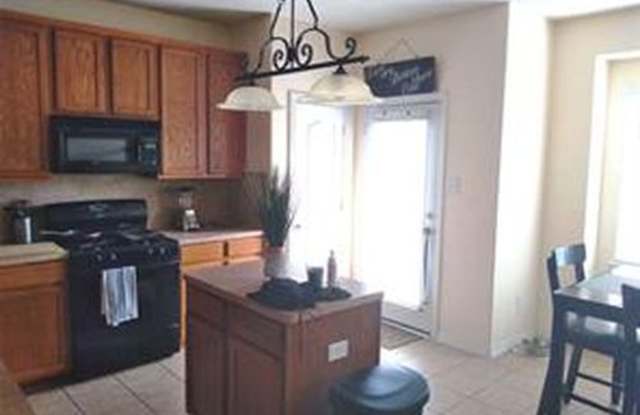 23515 Goldking Cross Court Gallery 4
