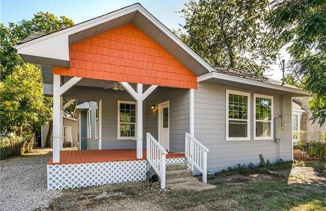 706 W 12th Street - 706 West 12th Street, Dallas, TX 75208