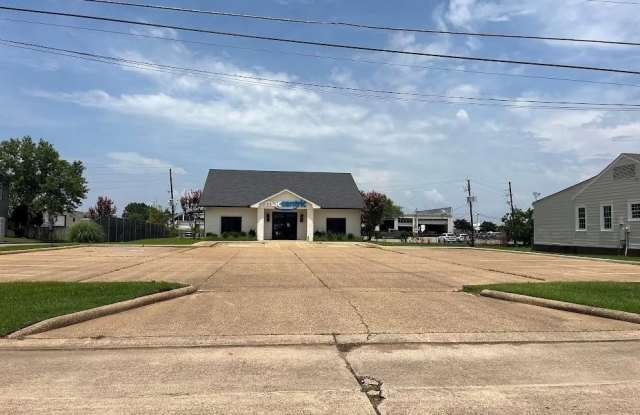 800 Brook Hollow Drive photos photos