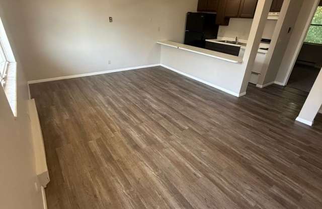 108 Parkview Ct Apartments photos photos