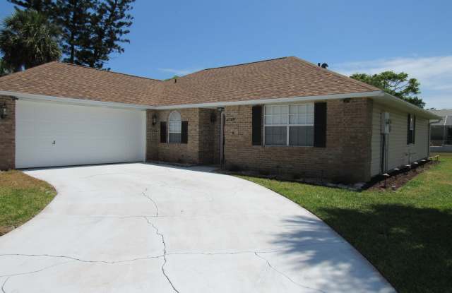 4569 Miles Dr photos photos