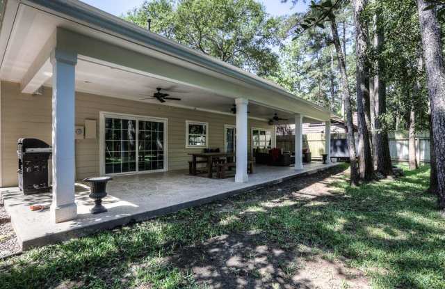 24 Edgewood Forest Court Gallery 3