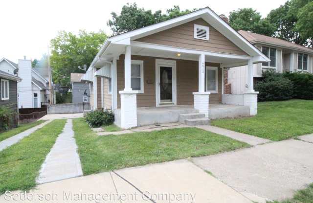 4612 WYOMING Gallery 2