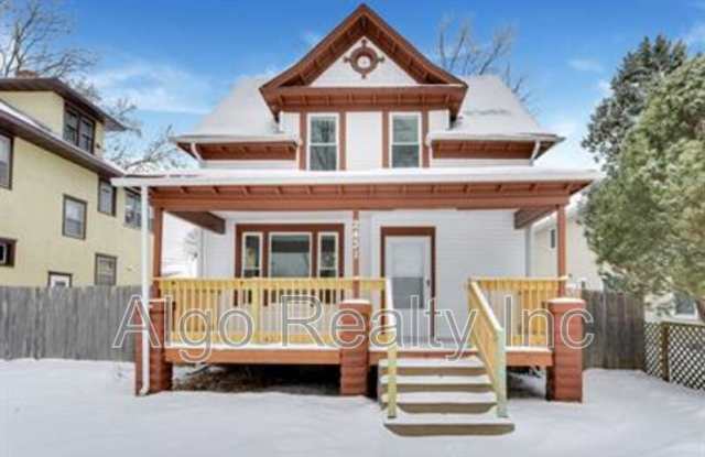 2431 North Ilion Avenue photos photos
