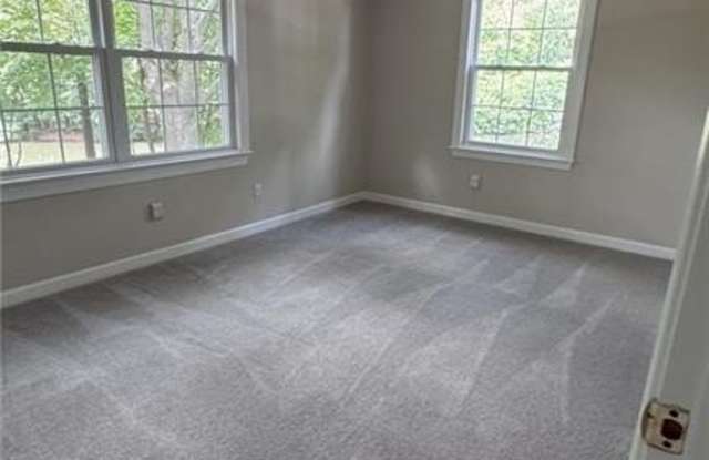 103 Shallow Lagoon Drive Gallery 2