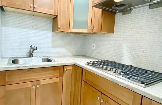 2716 Elm St # B - 2716 Elm Street, Napa, CA 94558