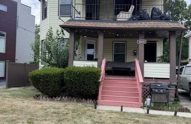 18826 Sloane Avenue - Upstairs photos photos