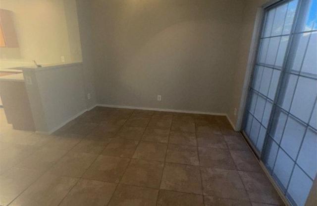 694 Barbary Coast Avenue Gallery 3
