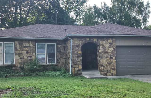 Spacious 3 Bedroom Home for $1150 in Southwest Springfield photos photos Spacious 3 Bedroom Home for $1150 in Southwest Springfield photos photos