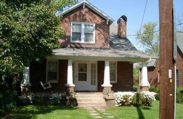 College Hill 3 Bedroom, 3 Bath convenient to Downtown Gallery 3