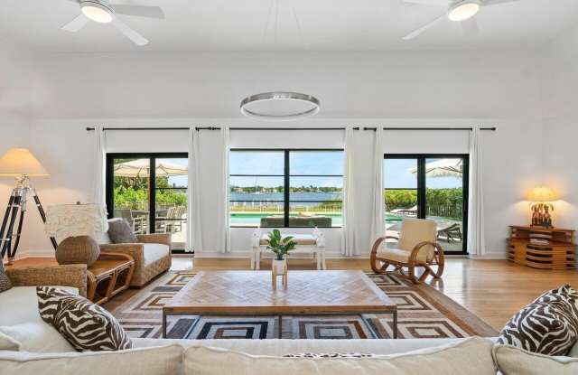 210 S Lake Drive Gallery 4