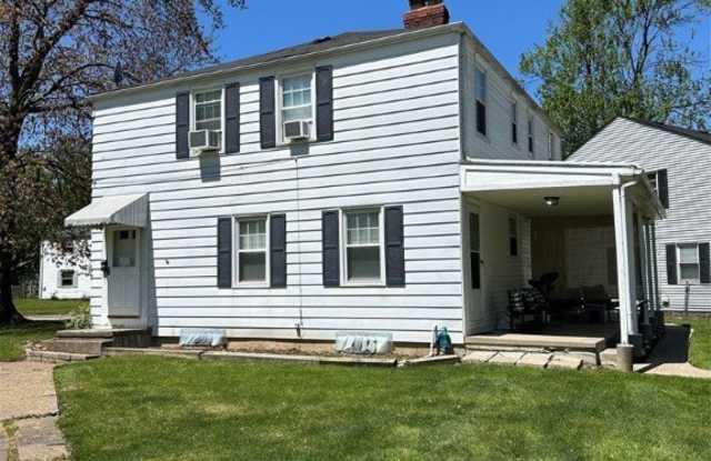 4069 Gary Avenue unit: 4071 - 4069 Gary Avenue, Lorain, OH 44055