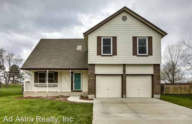 15860 Glenwood Avenue - 15860 Glenwood Avenue, Overland Park, KS 66223