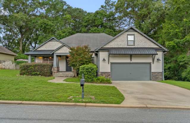 6008 Trestle Street photos photos