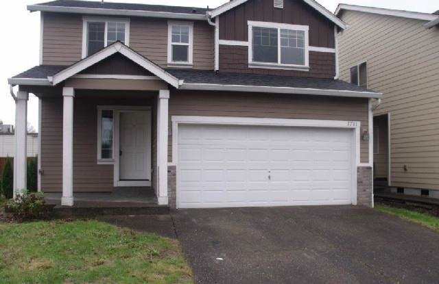 Spacious 4 Bedroom Home w/ Fully Fenced Yard & 2 Car Garage! photos photos