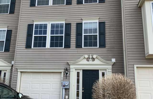 1082 Sparrow Way photos photos