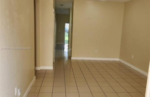 1539 SE 27th St photos photos
