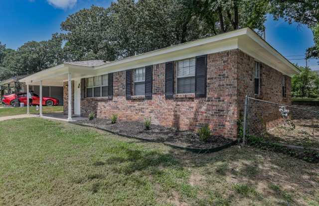 7312 Skylark Dr Gallery 1