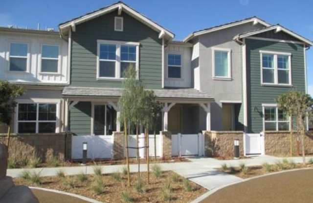 151 Farmhouse Drive - 151 Farmhouse Dr, Simi Valley, CA 93065