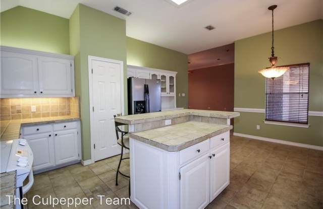 5901 Riverbend Dr. Gallery 4