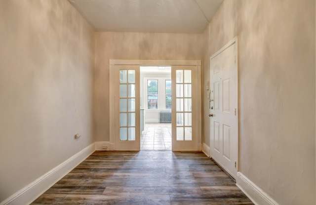 330 JACKSON ST photos photos